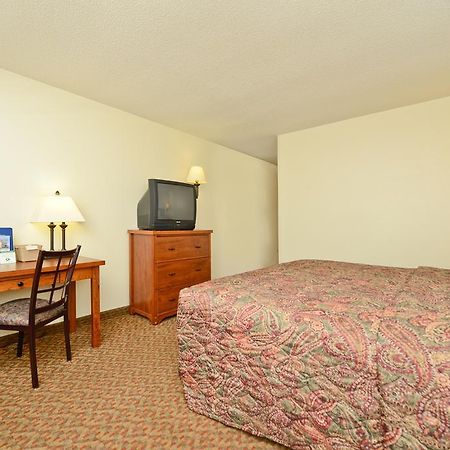 Americas Best Value Inn And Suites Overland Park Zimmer foto