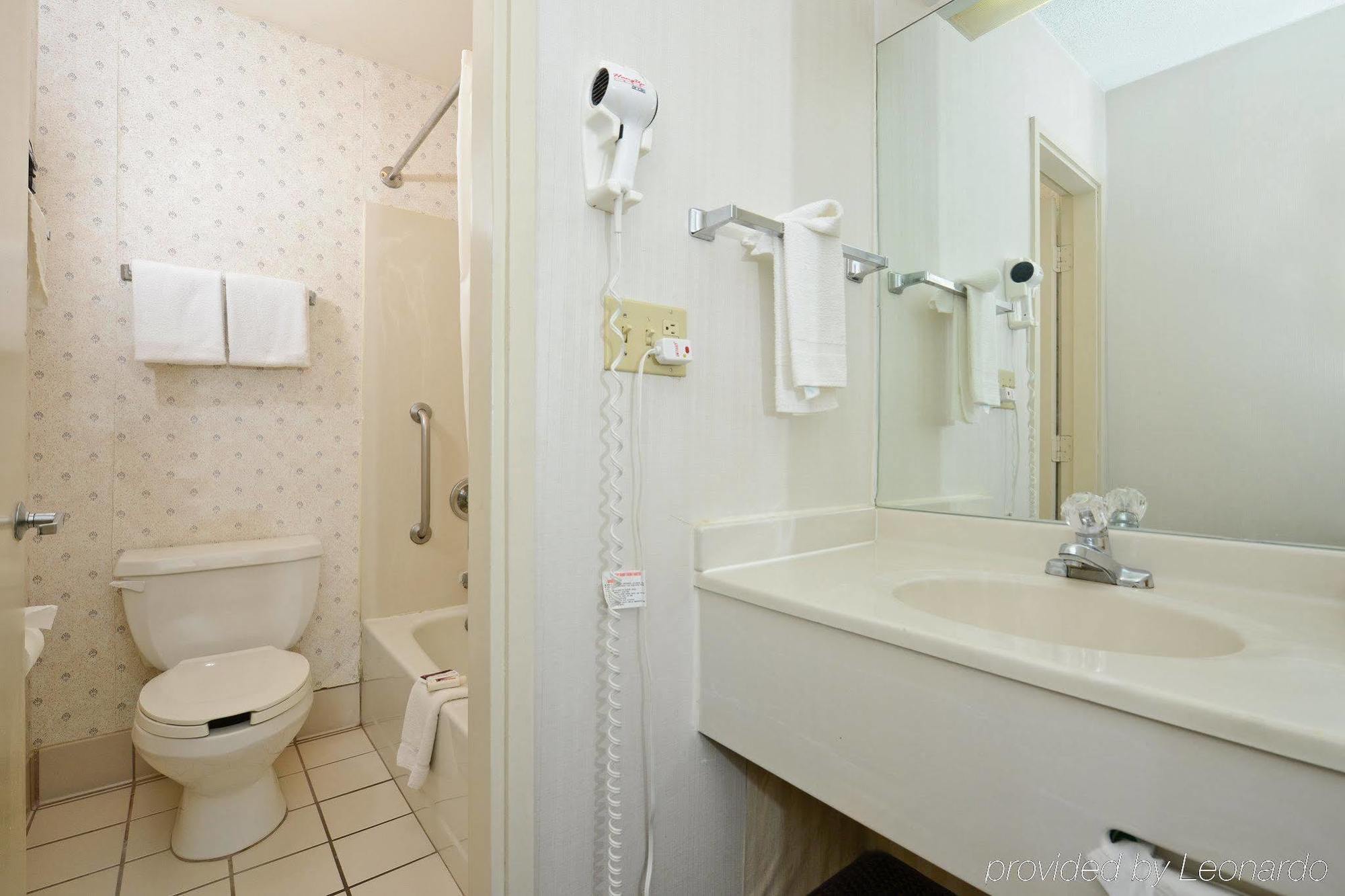 Americas Best Value Inn And Suites Overland Park Zimmer foto